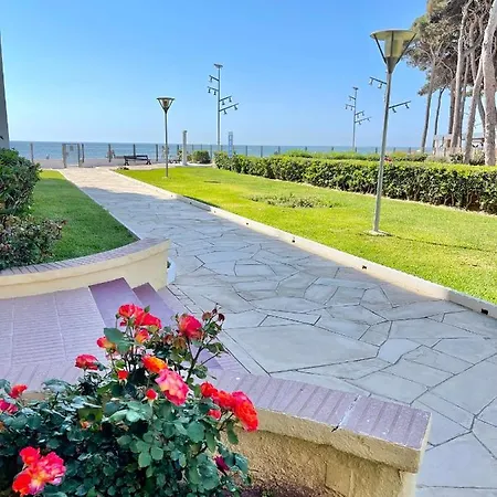 Apartbeach Sol Pins Frente Playa Y Parking La Pineda