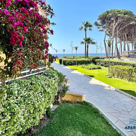 Apartbeach Sol Pins Frente Playa Y Parking Apartment